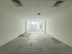 SQUARE 2 (D11), Retail #537363671